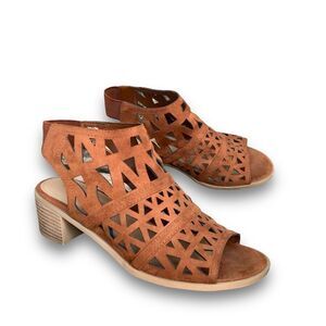 American Eagle Aztec Southwestern Cutout boho Heeled Sandals Women’s size 7